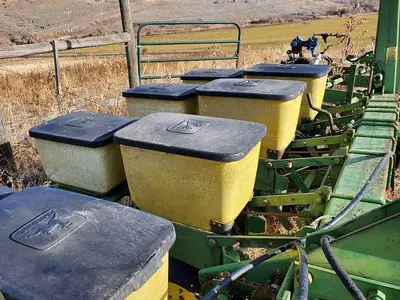 USED JOHN DEERE 7100 MAXEMERGE 2