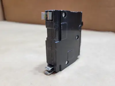 Used SQUARE D QO120 Switchgears British Columbia CA | Lenmark #1438660