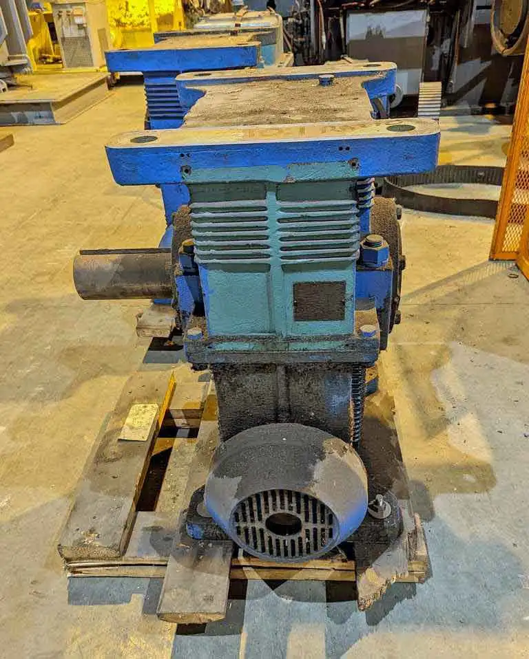 USED DELROYD E120