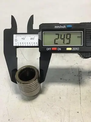 USED VICKERS 25-D20-10