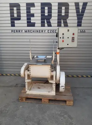 _UNKNOWN_ 45 Litre Mixer Double Arm & Single Arm | Perry Equipment (1)