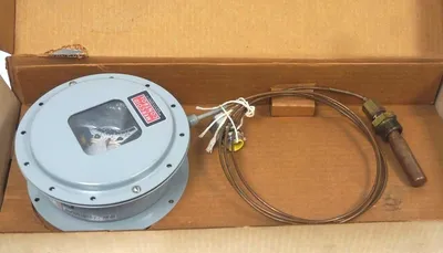 NEW MERCOID DWYER DAW 38-153-5 TEMPERATURE SWITCH