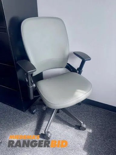 Used STEELCASE 46216179S Office Equipment Michigan US | Miedema Asset Management Group #1340488