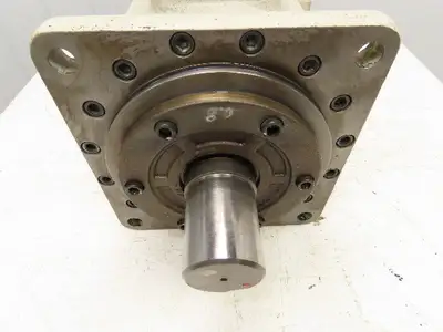 Shibaura HTM800G-S-15 Hydraulic Pump Motor UV25-502