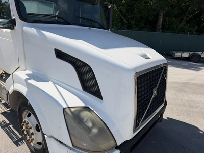 Used 2006 VOLVO VNM Conventional trucks Indiana US | Miedema Asset Management Group #1414501