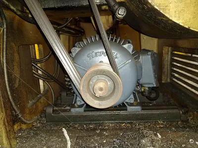 15" X 32" MANNAIONI MAN-AU-CYCLE THREADING LATHE, 4" HOLE: STOCK #16992