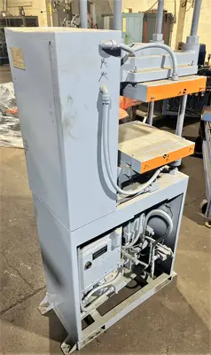 USED 1982 WABASH WABASH 30-15-2TMB PRESS