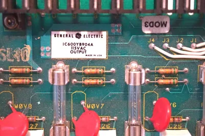 USED GENERAL ELECTRIC IC600YB904A OUTPUT BOARD