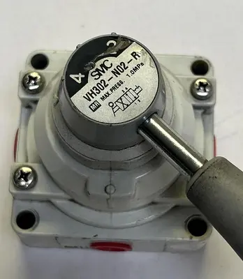 USED SMC VH302-N02-R