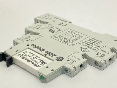 Used Allen-Bradley Ser A Terminal Block Relay Module 6A 250VAC 24VDC Terminal Blocks Michigan US | Maverick Industrial Sales #1389651