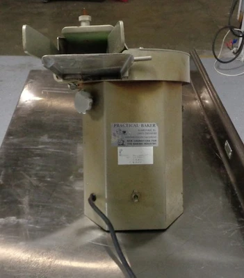 Used MOLINE 250 Bread Slicers California US | BakeryEquipment.com #1555962