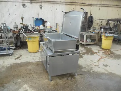 USED 1987 MARKET FORGE 1700