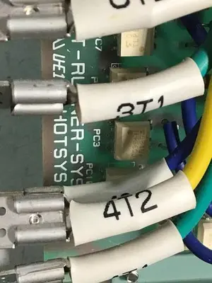 USED HOTSYS HOT-RUNNER SYSTEM
