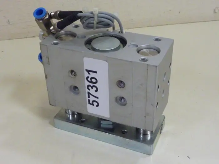 Used FESTO DFM-40-25-P-A-GF Cylinders Michigan US | Ideal Machinery #597296