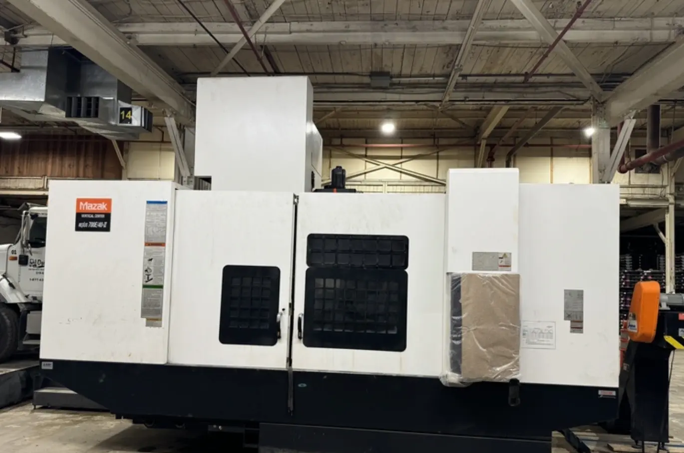 USED 2013 MAZAK VERTICAL CENTER NEXUS 700E/40-II