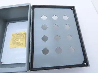 Hoffman E12PB Enclosure 12-Hole 30.5mm Pushbutton Control Panel 13.5x10x6"