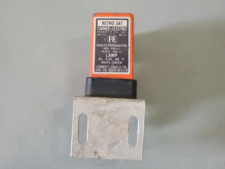 Used FARMER ELECTRIC PRODUCTS CO. RETRO 3AT Parts British Columbia CA | Lenmark #269812