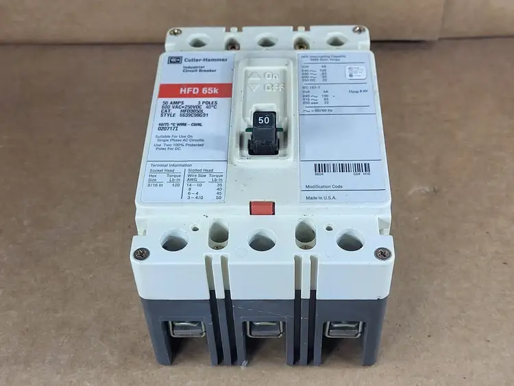 Used CUTLER-HAMMER HFD3050L Switchgears British Columbia CA | Lenmark #409320
