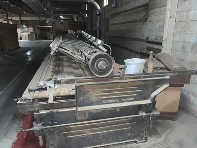 USED MINNESOTA 24-SPINDLE CARVING MACHINE