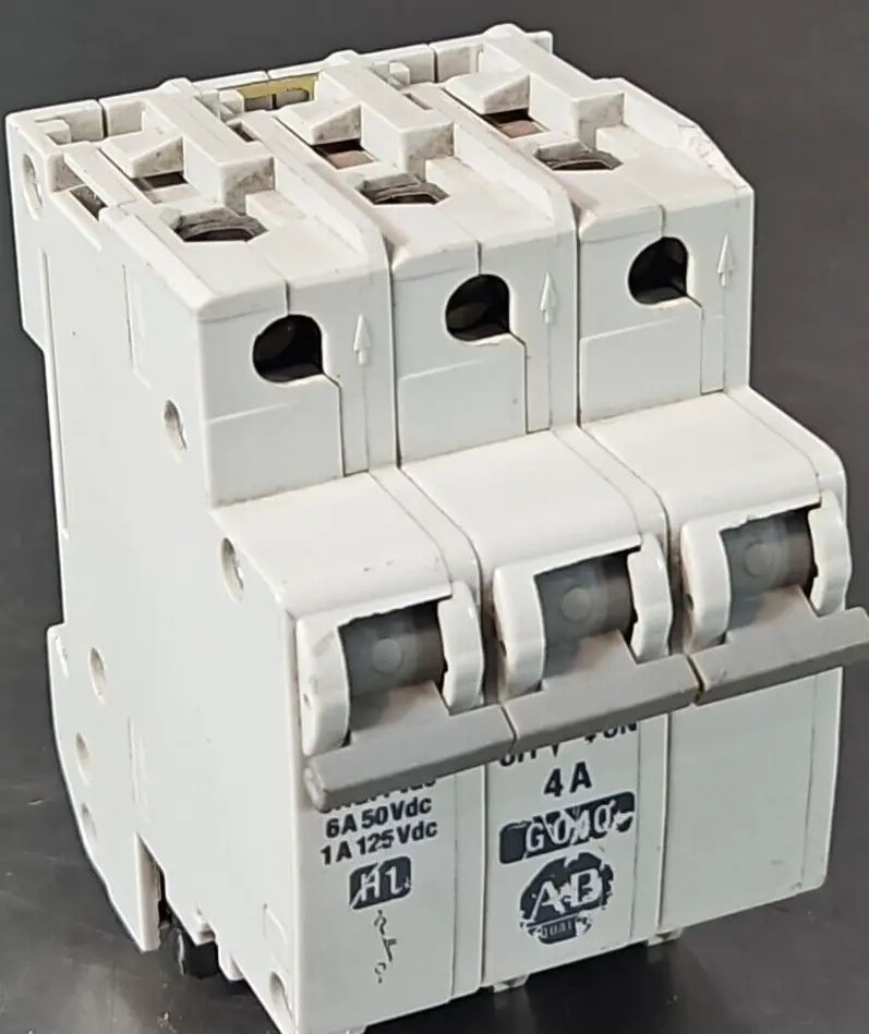 Allen-Bradley 1492-CB2 G040 H1 Series A Circuit Breaker 4A loc4C13