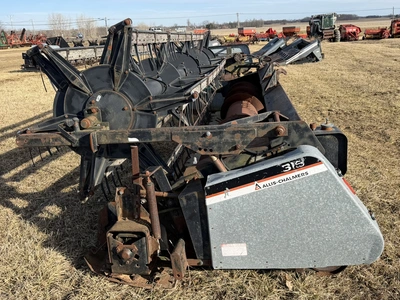 (1) Allis-Chalmers, model 315, 14' grain head with steel and plastic teeth, some teeth are broken, n...