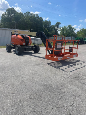 USED 2016 JLG 600AJ