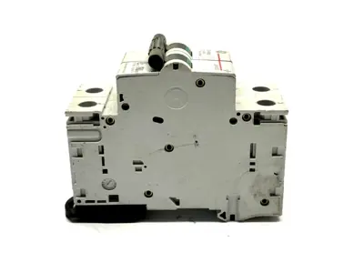 Miniature Circuit Breaker | General Electric EP102ULC04  2-Pole 4A 480Y/277VAC - Used