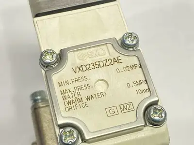 VXD235DZ2AE | SMC  Pneumatic 2-Way Media Valve 1/4" NPT - New – Open box