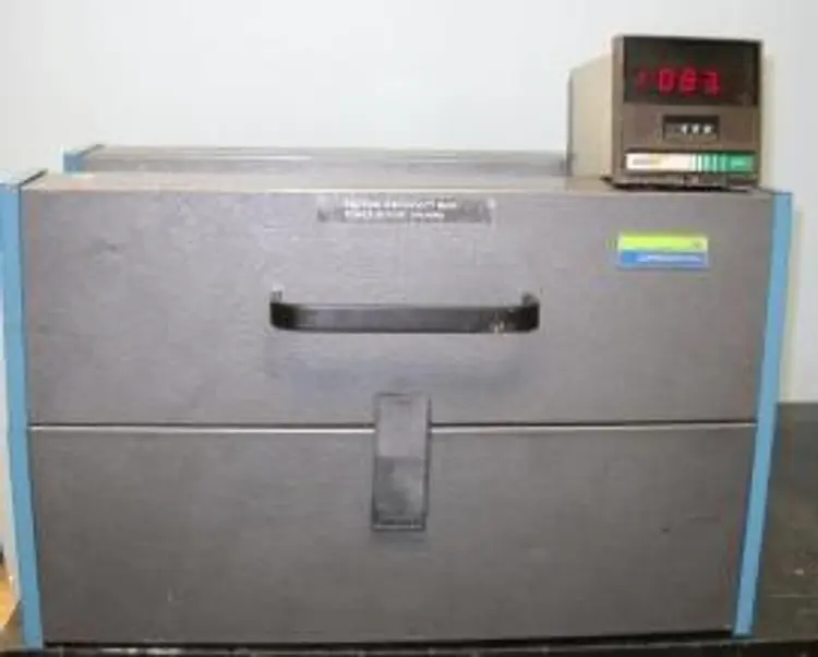 Used LINDBERG OV-470A Tube Type Furnaces Texas US | Bamko Surplus Process Equipment #937541
