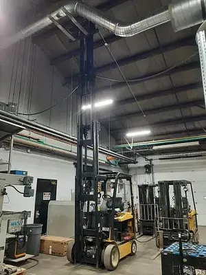 USED YALE ELECTRIC FORKLIFTS PACKAGE