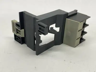 LA7D2064 | Telemecanique  TeSys Deca Terminal BLock Adapter - New Other