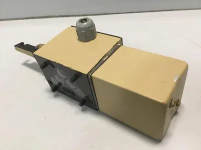 USED PARKER D3T1H21X4537