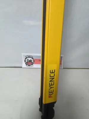 USED KEYENCE SL-V60HM-T
