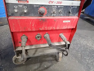 USED LINCOLN ELECTRIC CV300