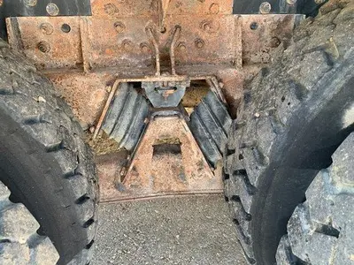 USED 2001 INTERNATIONAL 4900