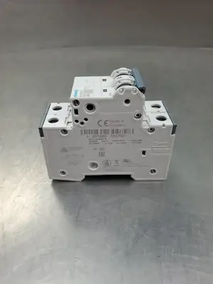 USED Siemens 5SY4230-7 MCB C30 Circuit Breaker, 400V, 2 Pole
