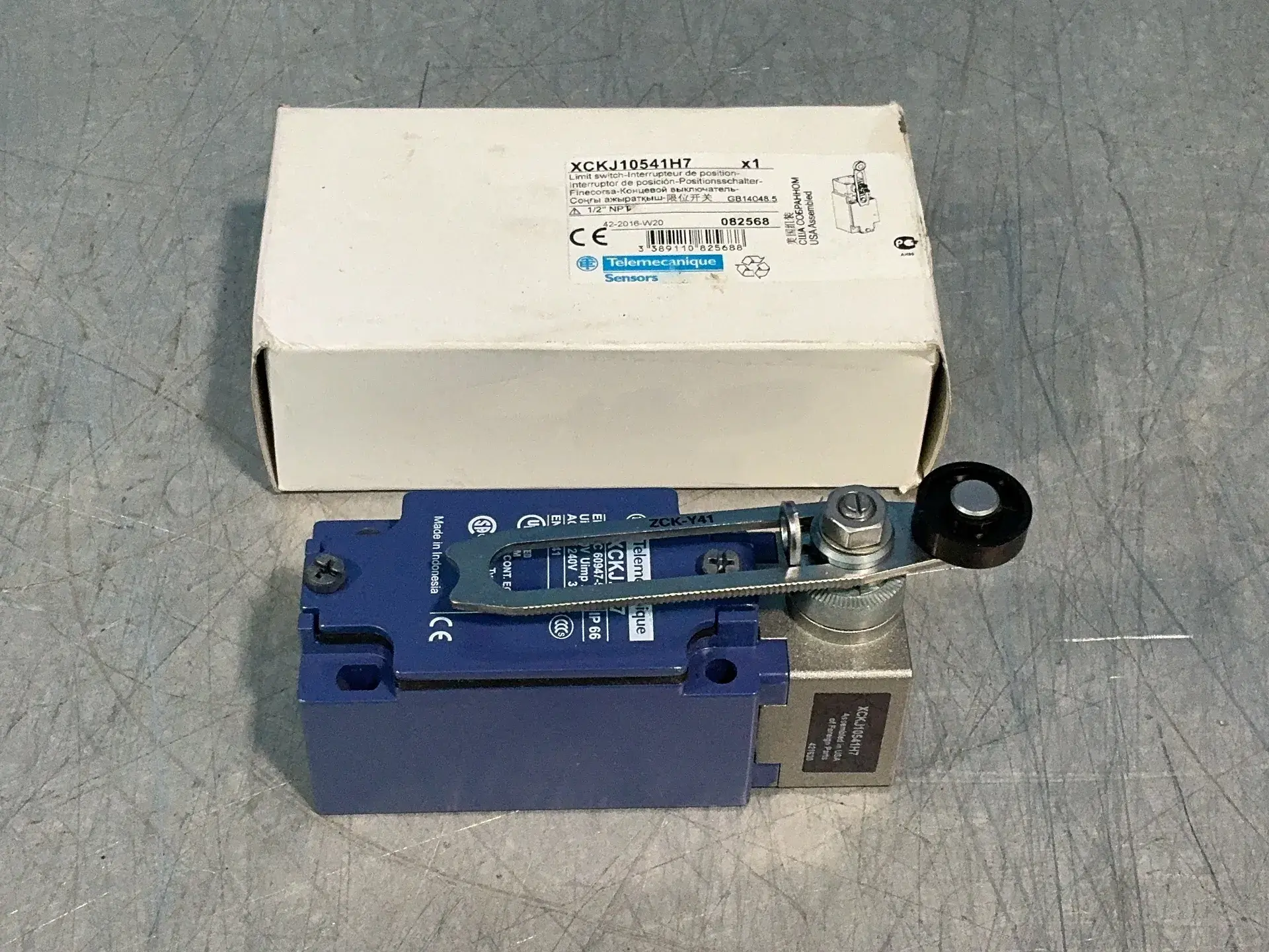 New | in-Stock TELEMECANIQUE XCKJ10541H7 Relays & Switches Ohio US | HGR 24 #1280680