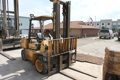 Hyster H80XL 8,000 lbs Cap Forklift (LOCATION: Schertz, TX)