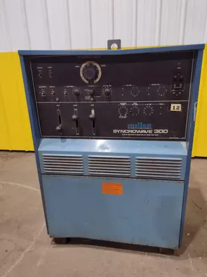 300 AMP MILLER SYNCROWAVE 300 AC/DC WELDER: STOCK #19661