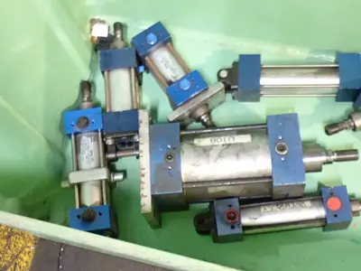 Miller Pneumatic Cylinder Lot