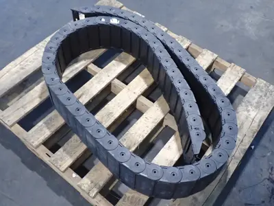 Kabelschlepp  Drag Chain Cable