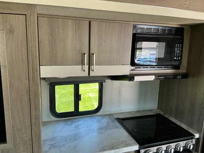 Used 2022 GRAND DESIGN IMAGINE 3100RD Campers, Caravans, Motorhomes Michigan US | Miedema Asset Management Group #1579846