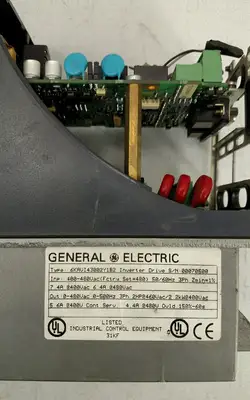 GE 6KAVI43002Y1B2 AC Drive 2 HP 480 3-Phase AV-300i. Loc.1E