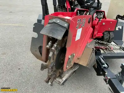 USED BARRETO 37-SG STUMP GRINDER WITH TRAILER