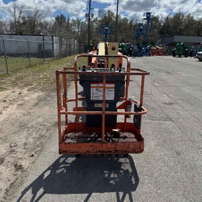 USED 2013 JLG E400AJPN