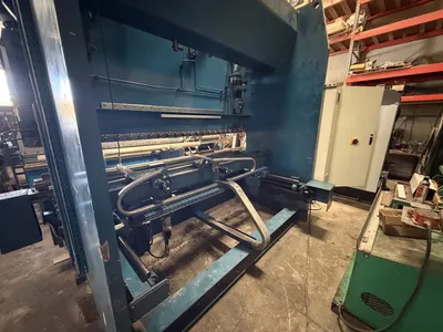 LVD 220-BH-10E Press Brakes | Bud's Equipment Sales (3)