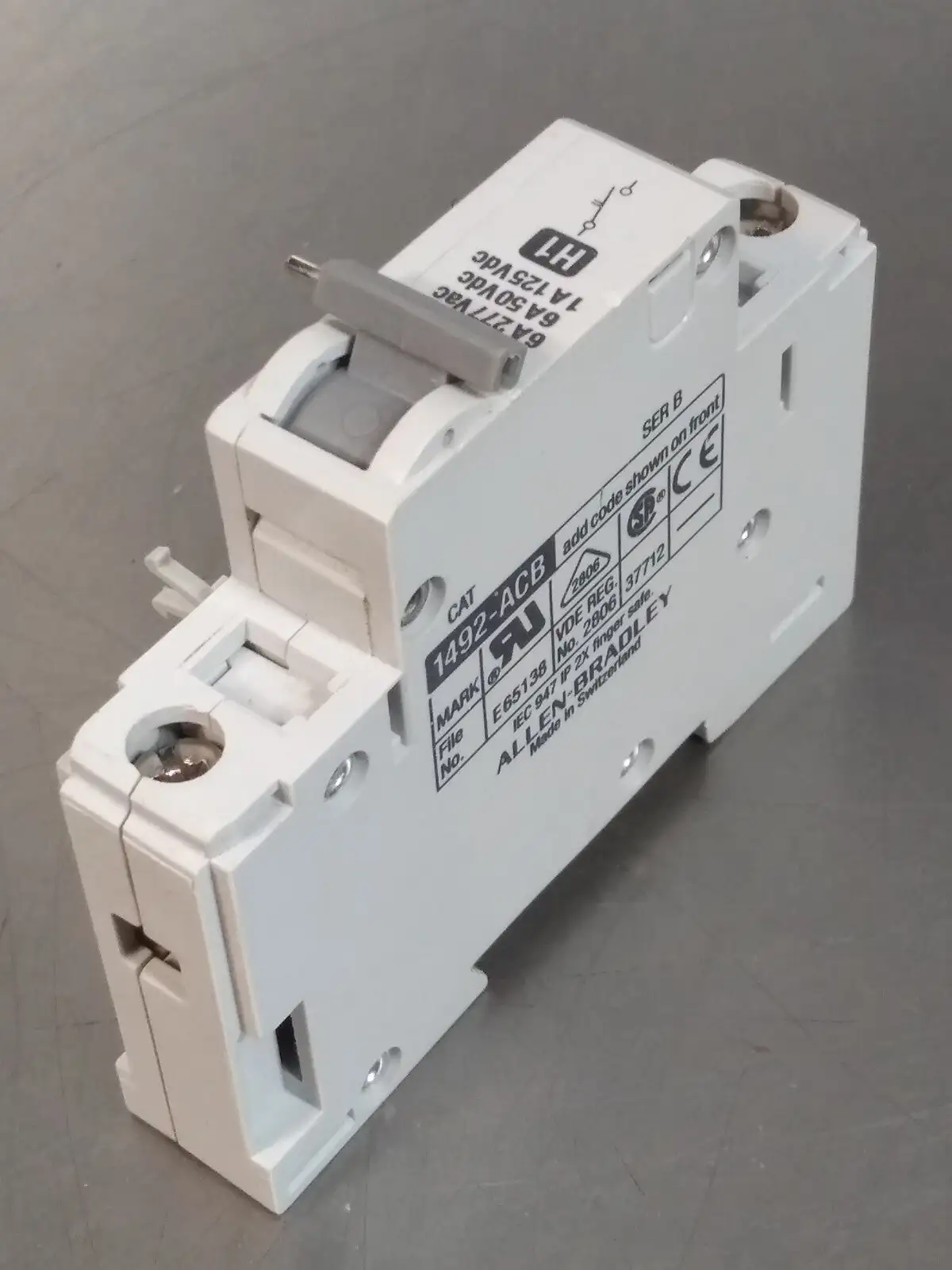 Allen Bradley 1492-ACB/B Circuit Braker Loc4E39