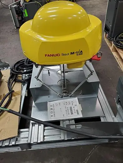 Used 2014 FANUC M-1IA/0.5S Robots Ohio US | Six Axis Solutions #397795