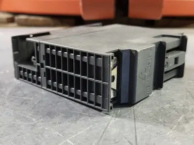 NEW SIEMENS 6ES7332-8TF00-0AB0