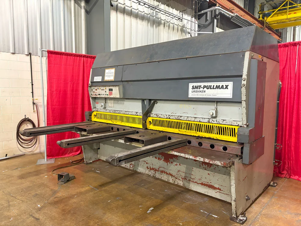 Pre-owned SMT PULLMAX (URSVIKEN) HYDRAULIC GUILLOTINE SHEAR  10’x1/2” capacity